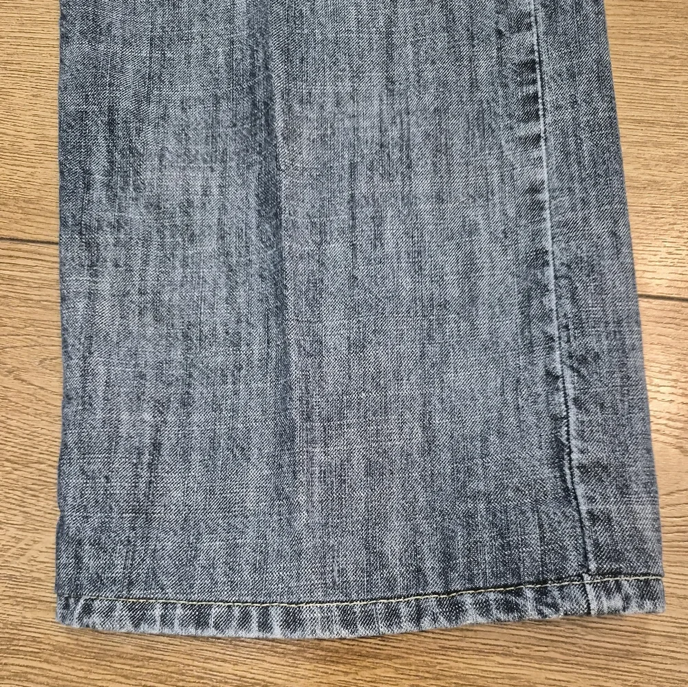 Levis ​classic spacious